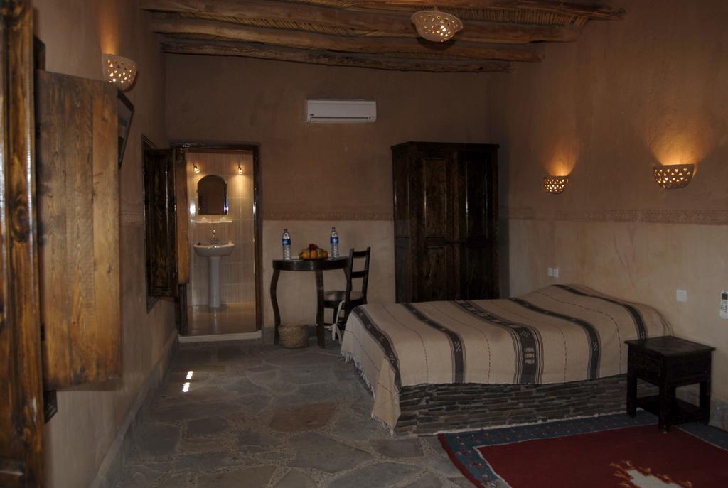 Kasbah Imdoukal Hotel Nkob Exterior foto